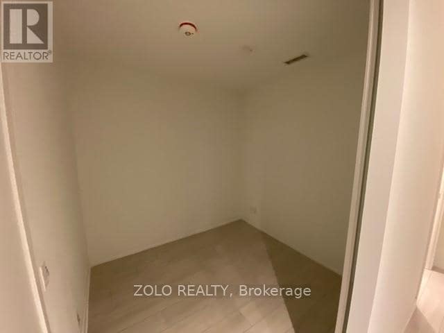 Building Photo - 5 Buttermill Ave.