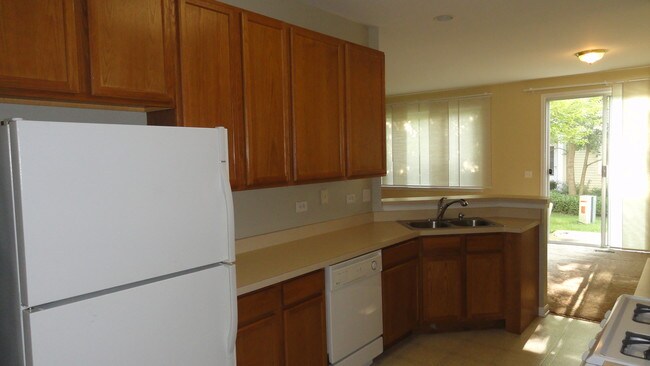 Building Photo - 4336 Waters Edge Dr