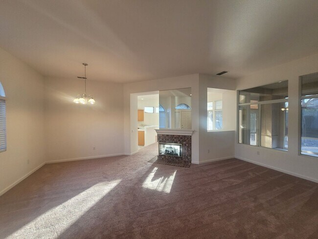 Foto del edificio - Sun City Roseville