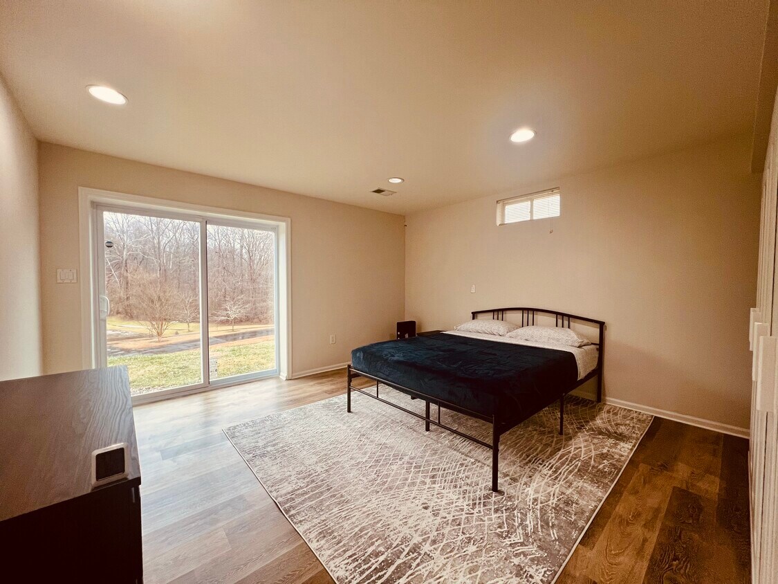 Foto principal - 23 Webb Ct
