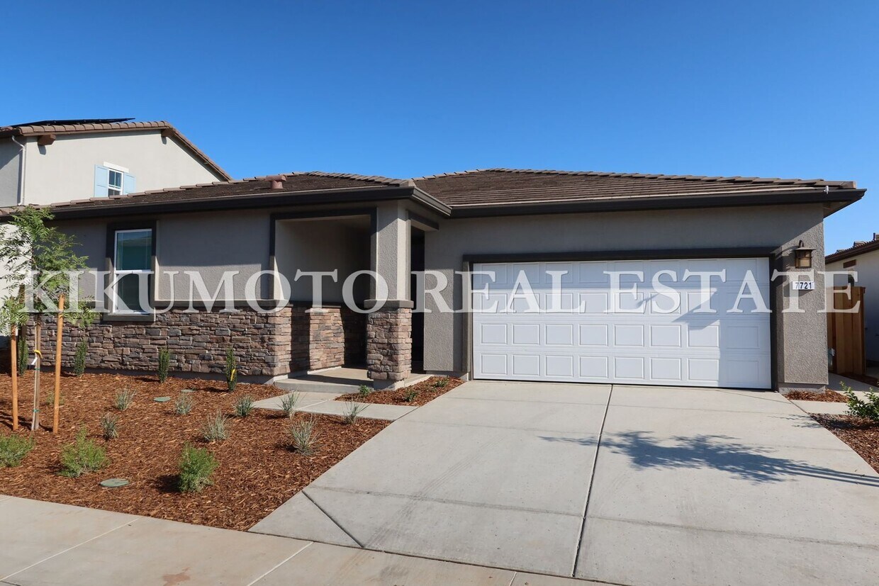 Foto principal - New Home In The New Wildhawk South Community