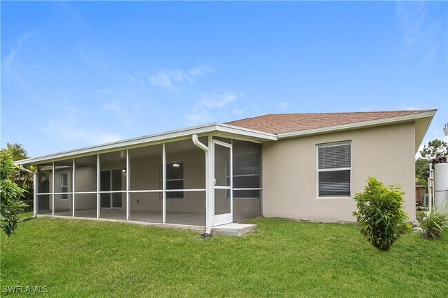 Foto del edificio - 1120 Cariston Ave