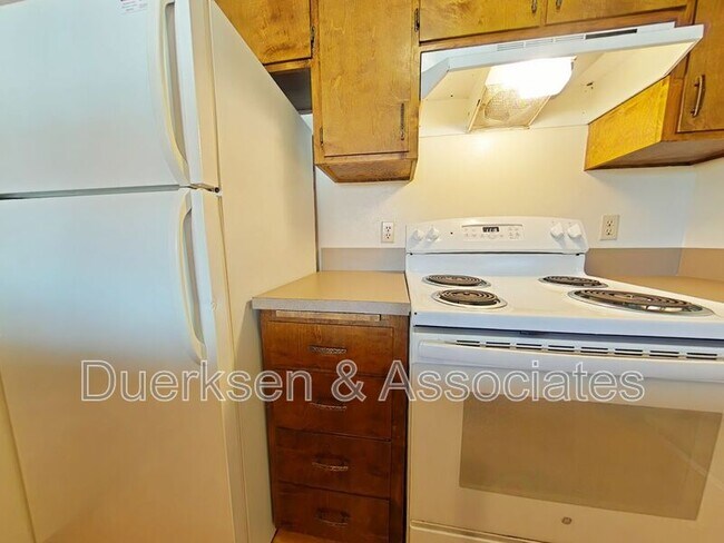 Foto del edificio - 957 NW Garfield Ave