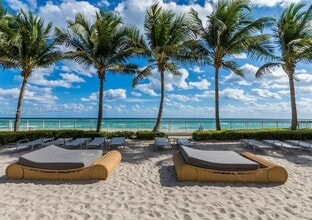 Building Photo - 3001 S Ocean Dr
