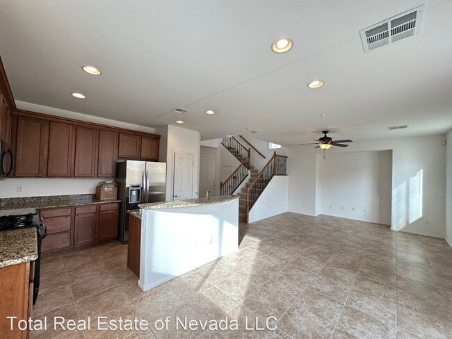 Building Photo - 3 br, 3.5 bath House - 920 Baronet Dr