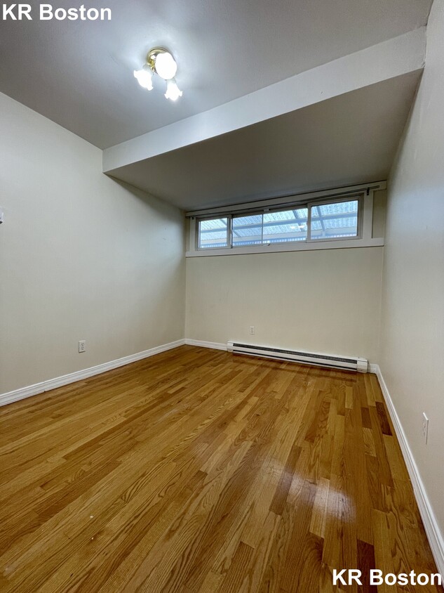 Foto principal - 67 Symphony Rd