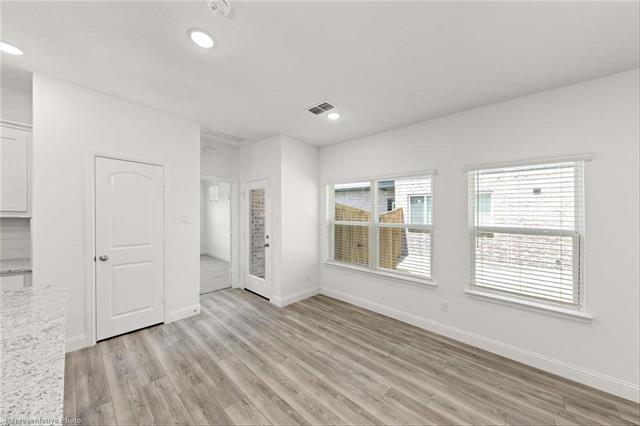 Foto del edificio - 217 Griffith Dr