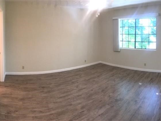 Building Photo - 265 W Tujunga Ave