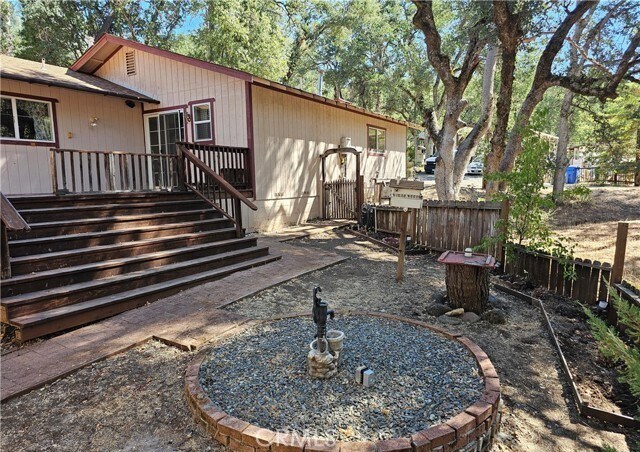 Foto principal - 5532 Pine Ave