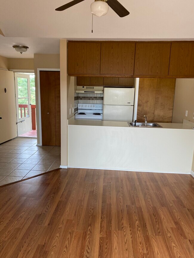 Building Photo - 31867 Nardelli Ln