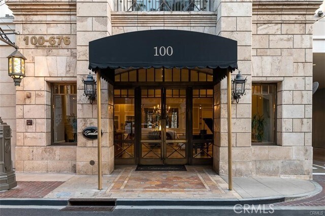 Building Photo - 670 Caruso Ave