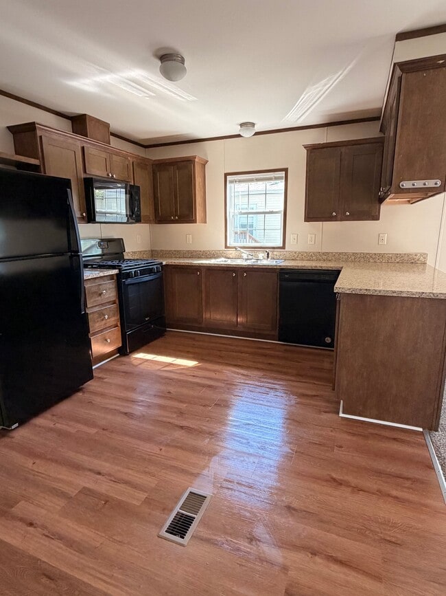 Building Photo - 126 Hosner Dr