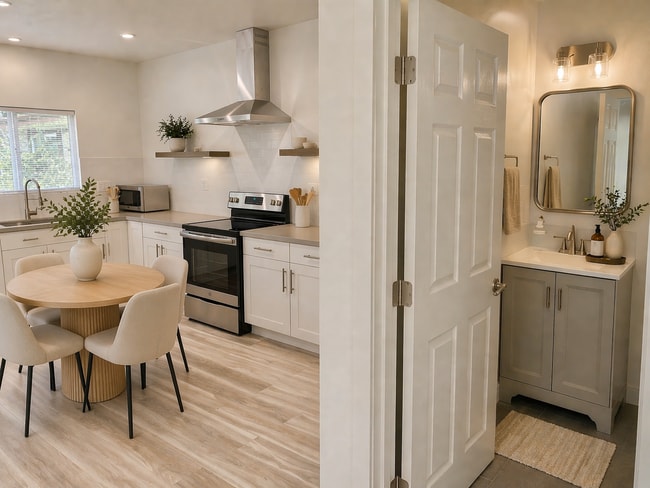 Kitchen / bathroom - 7272 Cirrus Way