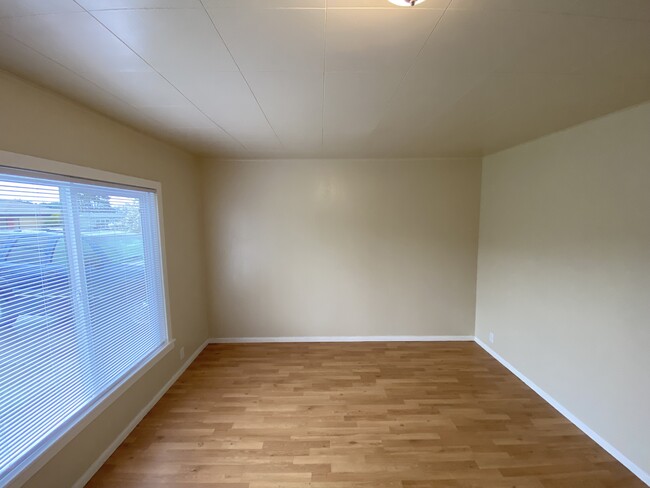 Building Photo - 3029 Alliance Rd