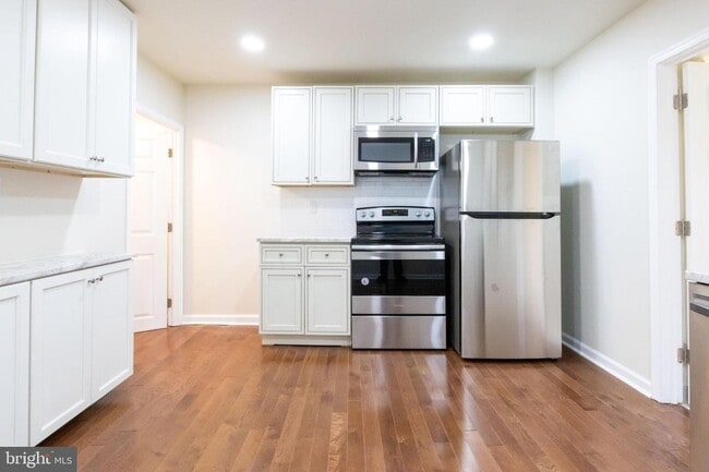 Building Photo - 106 Brookfield Terrace