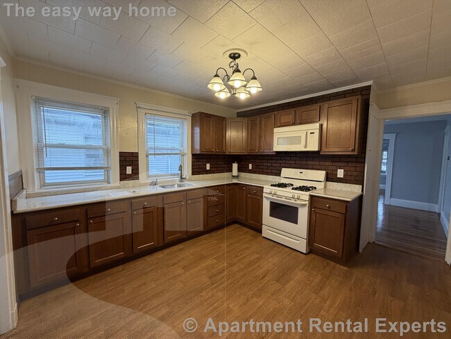Foto del edificio - 228-230 Cedar St Unit #3
