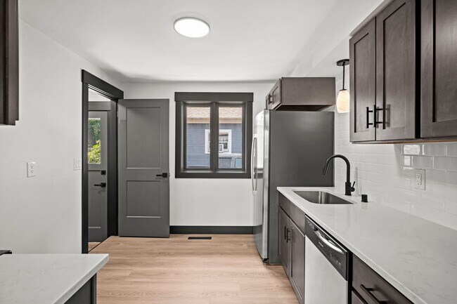 Foto del edificio - 3717 N Perry St