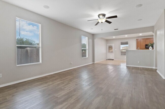 Foto del edificio - 3637 Double Diamond