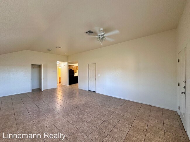 Building Photo - 3 br, 2 bath House - 5818 HAMZA Circle