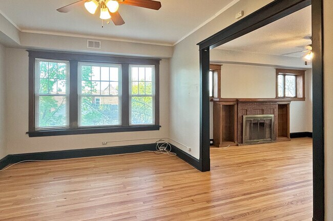 Foto del edificio - 730-734 Carpenter Ave.