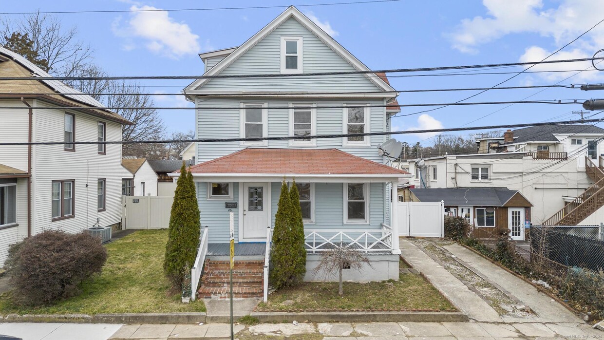 Primary Photo - 26 Woodmont Ave