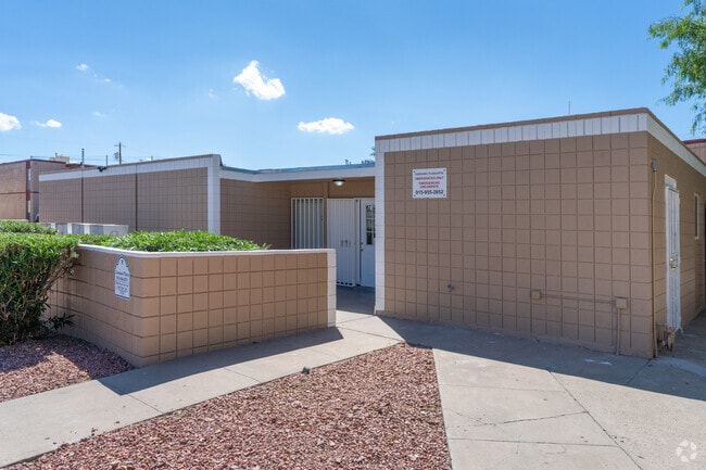 Leasing Office - Carousel Plaza Apartments