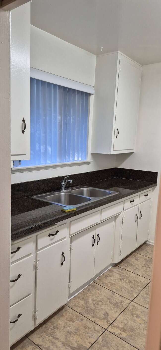 Foto del edificio - 255 Oakland Ave