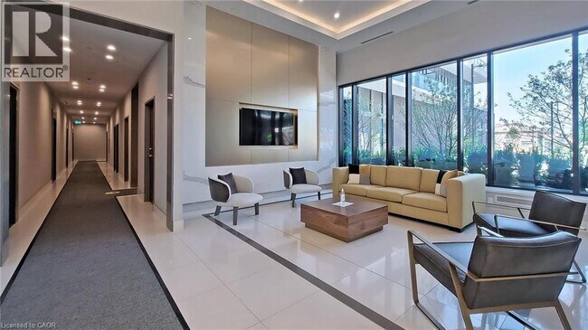 Building Photo - 35 Watergarden Dr