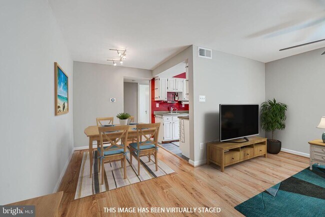 Foto del edificio - 814 S Arlington Mill Dr