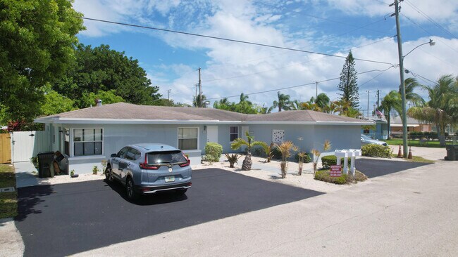 Foto del edificio - 2504 Oceanview Ave