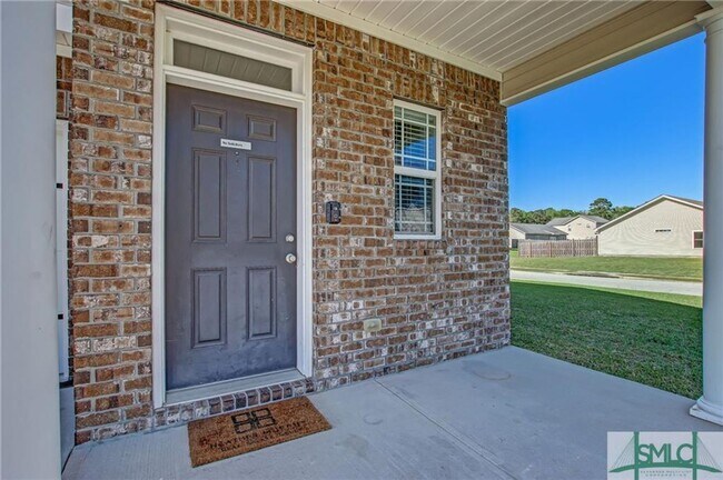 Foto del edificio - Home in Bradley Pointe