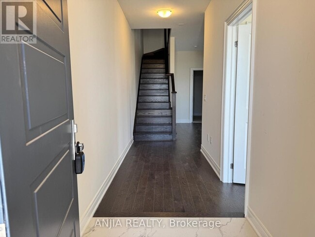 Building Photo - 76 Selina Rose St