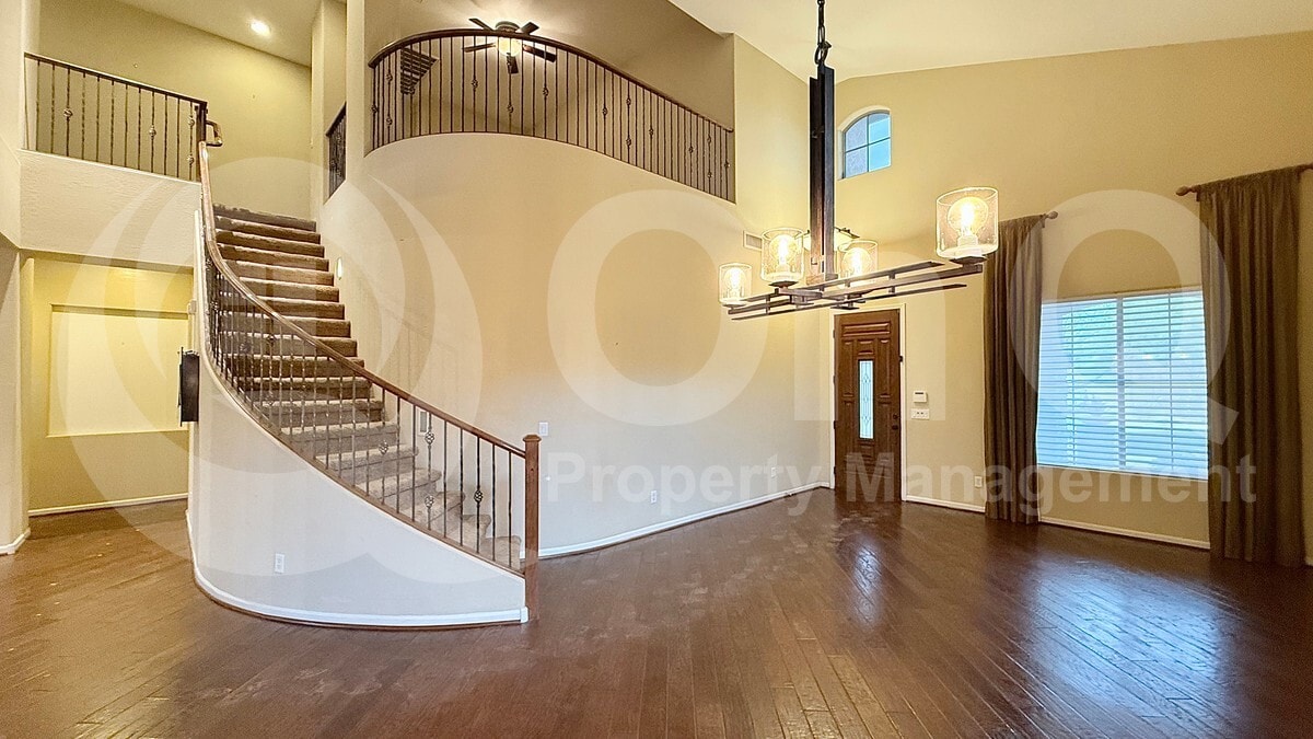 Foto principal - 28978 N 70th Dr