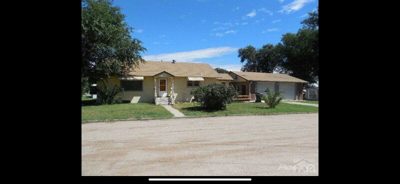 Primary Photo - 1401 Chestnut Ave