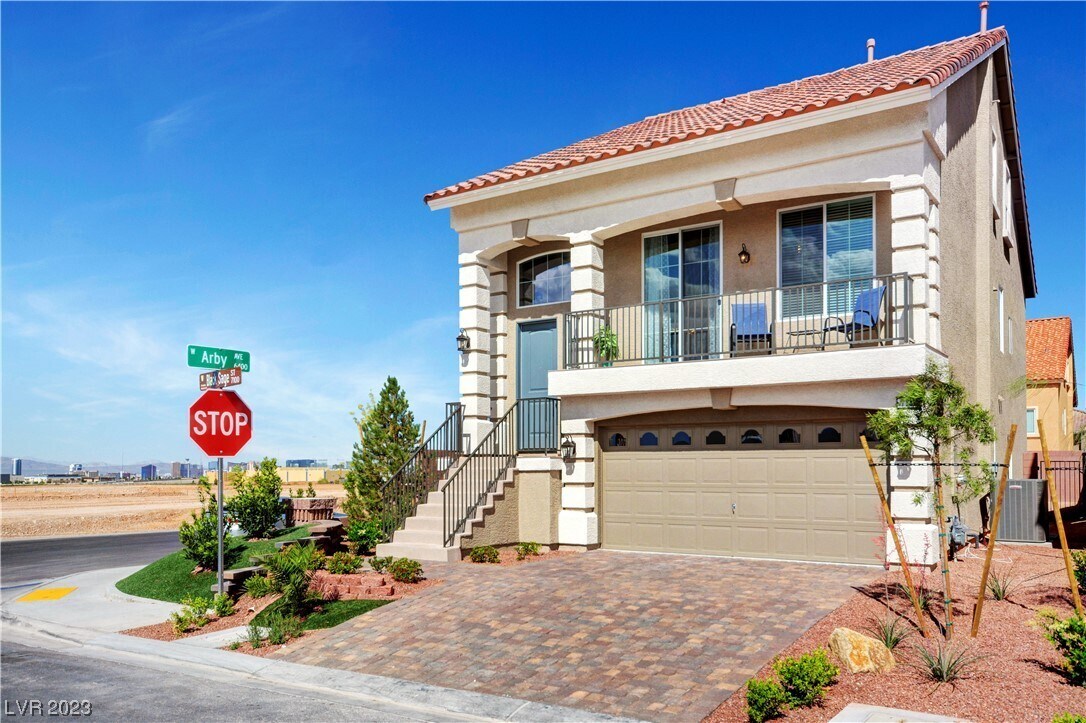 Foto principal - 7104 Black Sage St