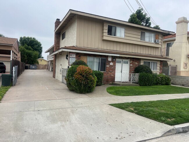 Foto del interior - 11916 Olive St