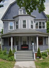 Building Photo - 21 Lafayette St