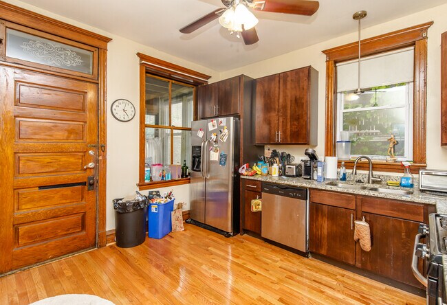 Foto del edificio - 1306 Eddy W St