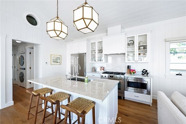 Foto del edificio - 360 Cliff Dr