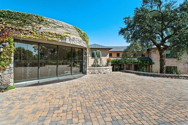 Building Photo - 505 Kinnybrook Dr