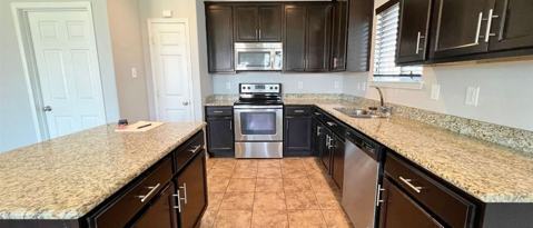 Building Photo - 7769 Berrenda Dr