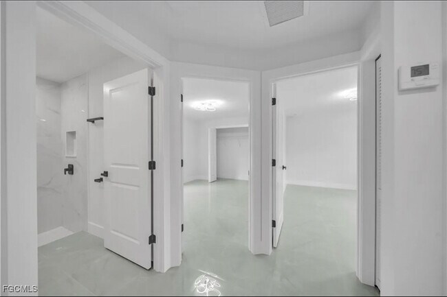 Foto del edificio - 820 Hibiscus Ave