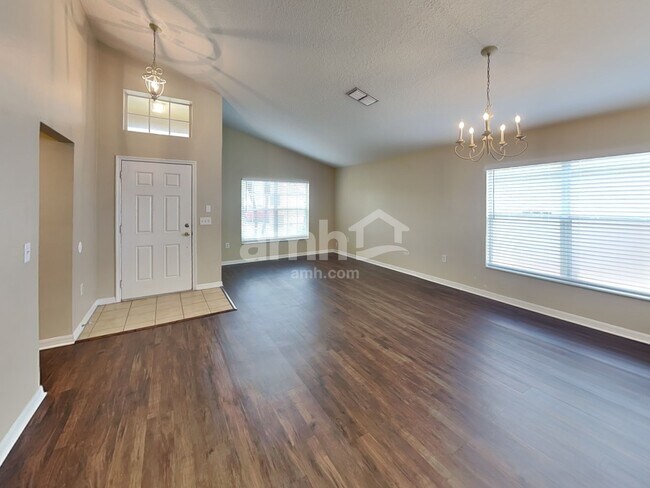Building Photo - 3045 Rob Way