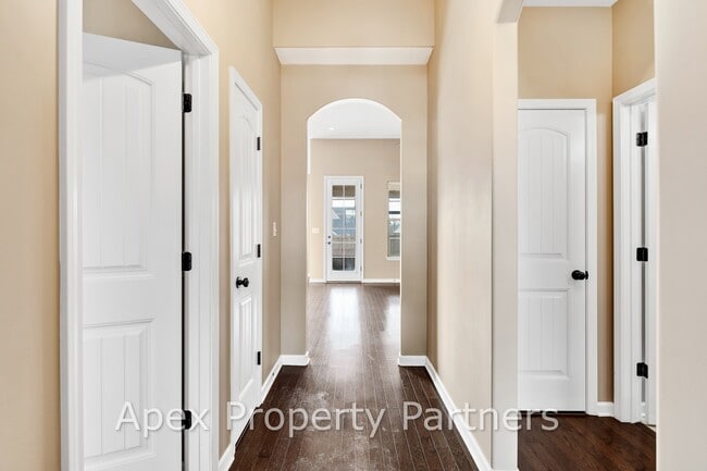 Foto del edificio - 70 Willow Springs Ln