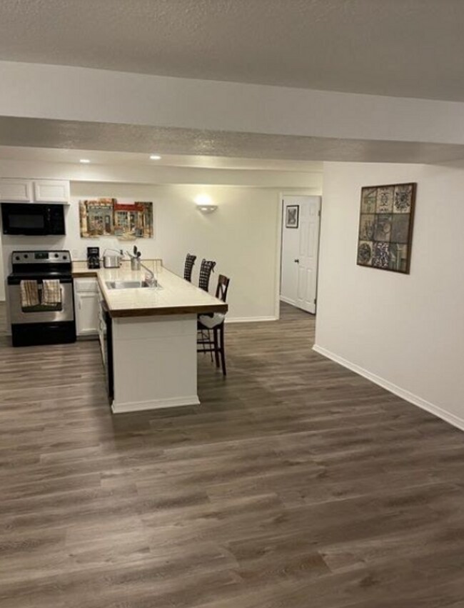 Foto del edificio - Furnished 2BD/1BTH