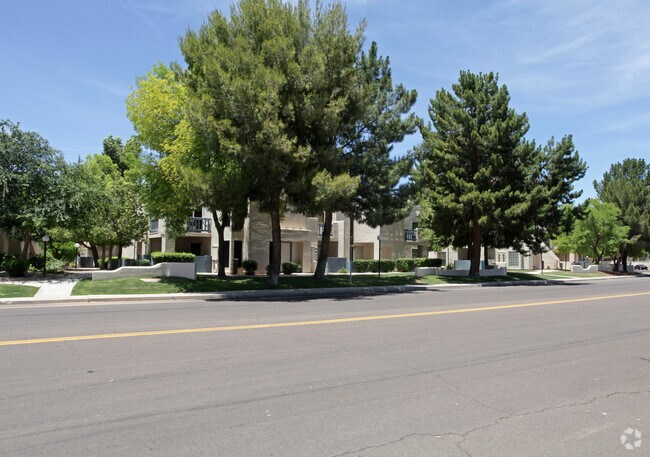 Foto principal - Por Of Santa Fe Square Townhomes