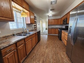 Building Photo - 73354 Sun Valley Dr