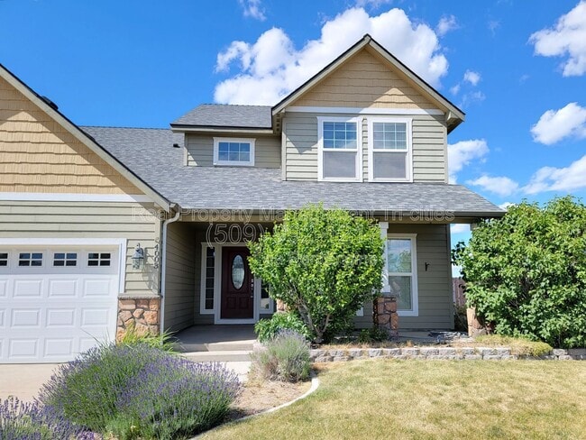 Building Photo - 4003 Segovia Dr