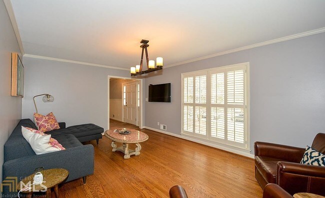 Foto del edificio - 6550 Wright Rd NE