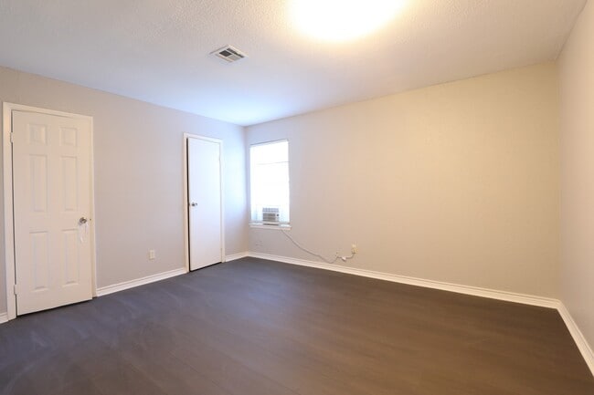 Foto del edificio - 4624 W Orange St